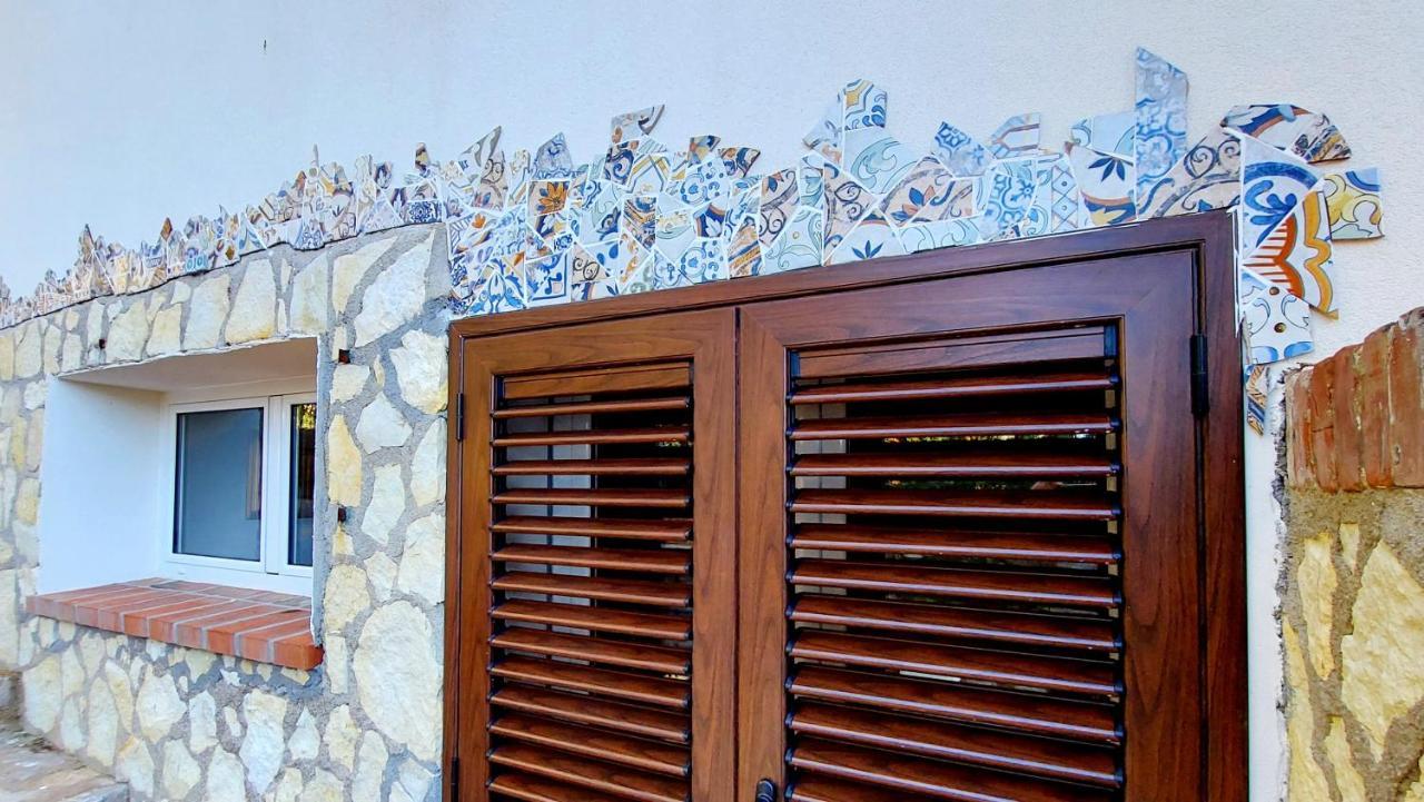 Vfh Villa Flavia Eco B&B - 50 Metri Dal Mare Santa Flavia Bagian luar foto