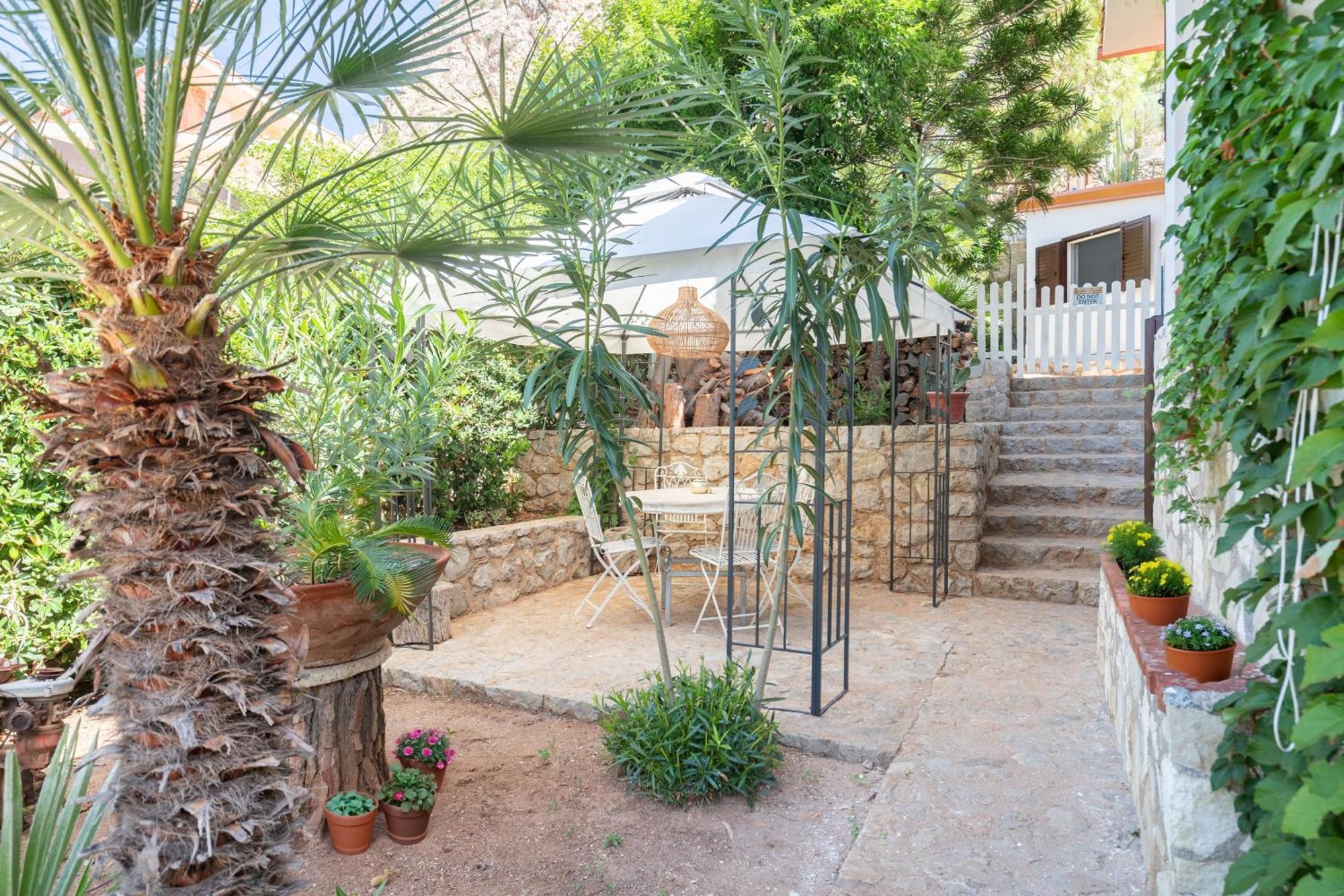 Vfh Villa Flavia Eco B&B - 50 Metri Dal Mare Santa Flavia Bagian luar foto