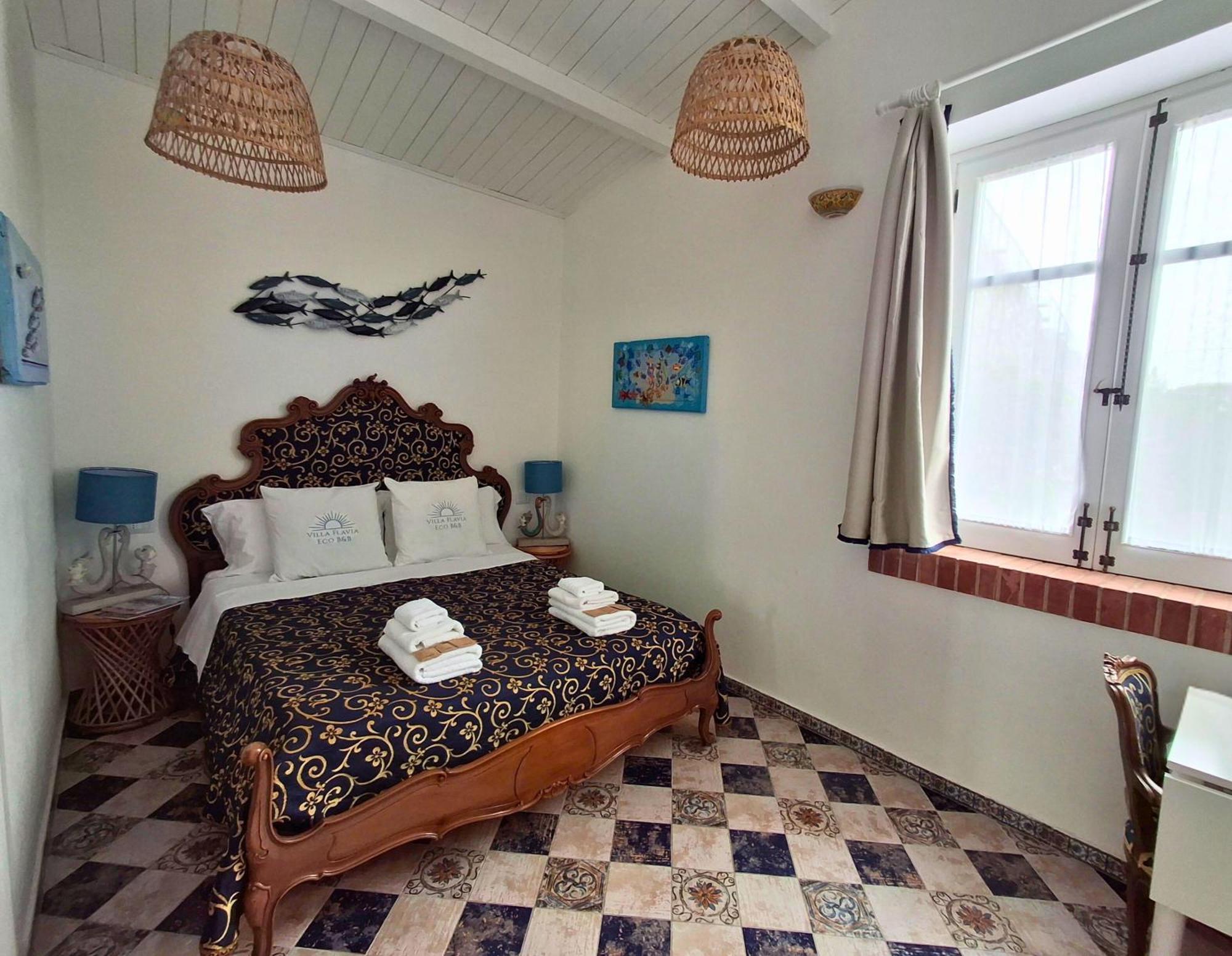 Vfh Villa Flavia Eco B&B - 50 Metri Dal Mare Santa Flavia Bagian luar foto